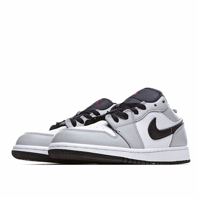  Air Jordan 1 Low GS ‘Light Smoke Grey’