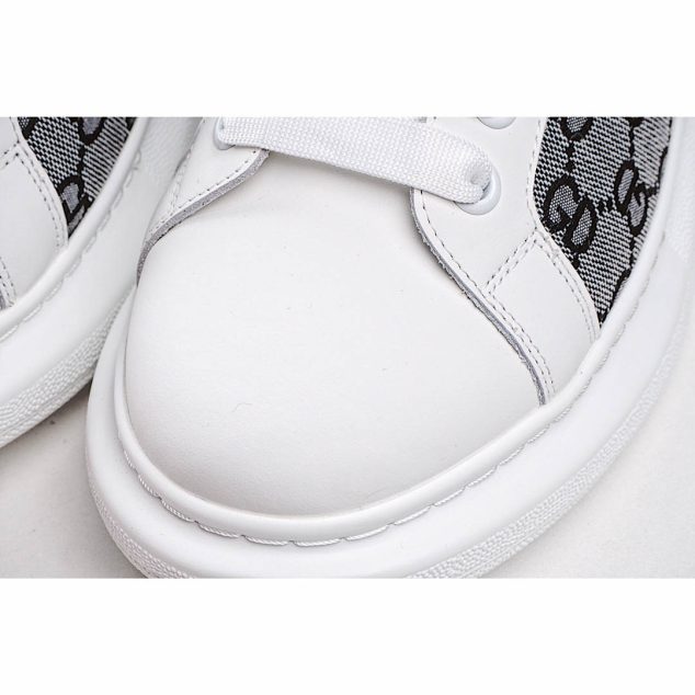  Alexander McQueen sole sneakers