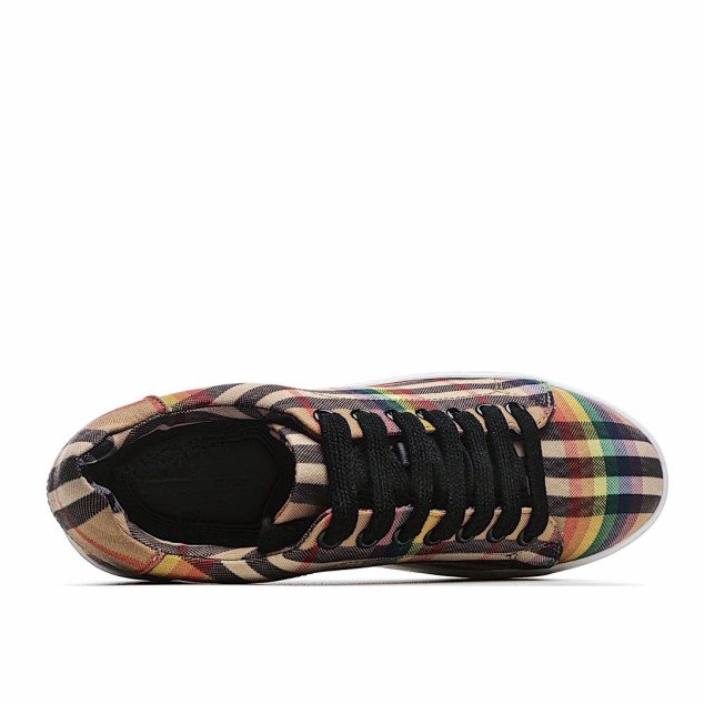  BURBERRY Vintage Sneakers