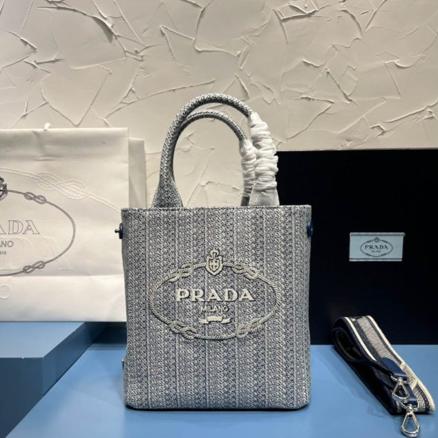  Prada Embroidery Tot Bag Size: 21x22cm 1BA343