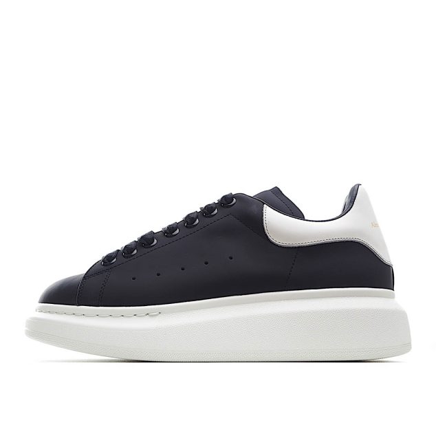  Alexander McQueen sole sneakers