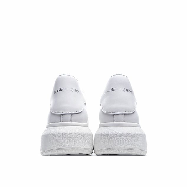  Alexander McQueen sole sneakers