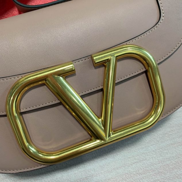  Valentino L shoulder bag