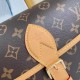  Louis Vuitton Retro Underarm Crossbody Bag