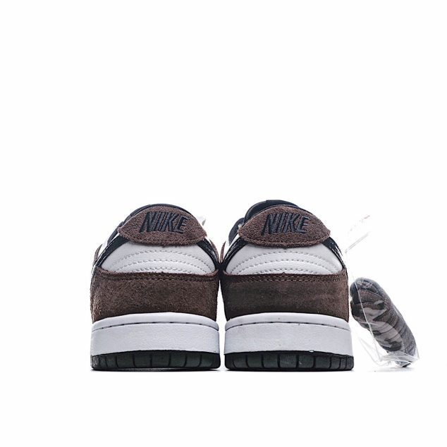  Nike SB Dunk Low Pro Sneakers