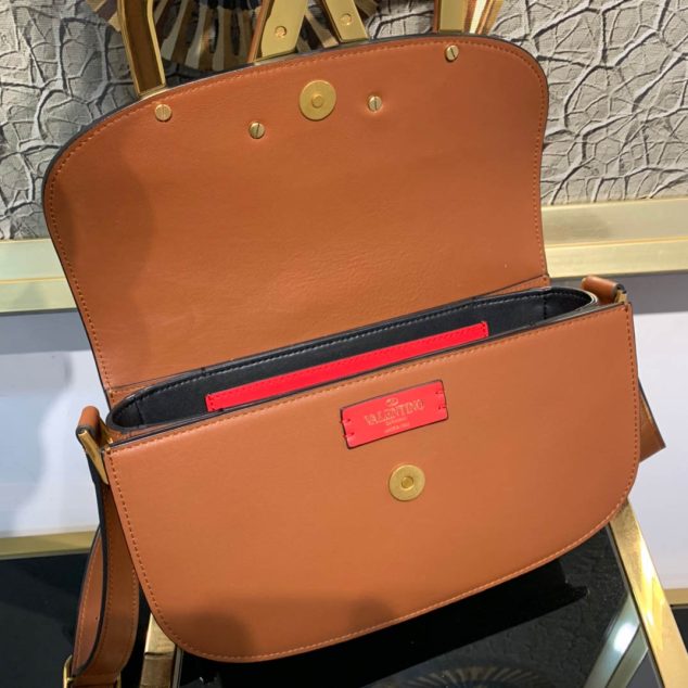  Valentino L shoulder bag