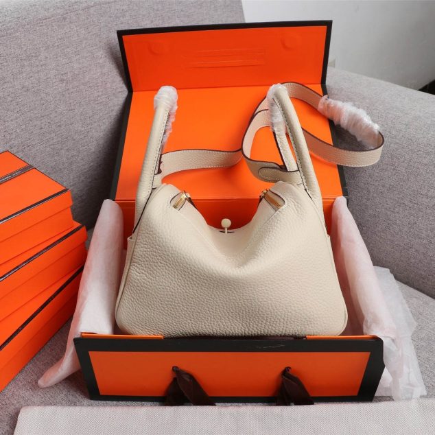  Hermes Lindy Bag