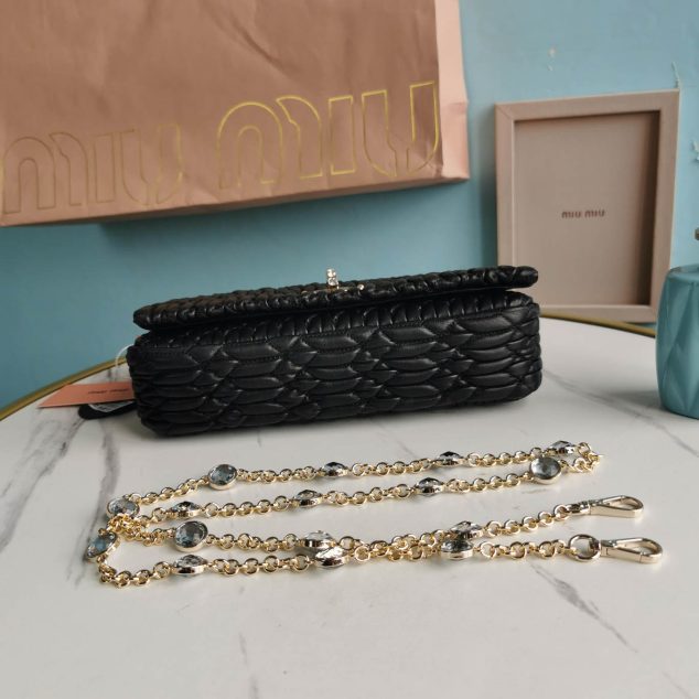  Miu Miu diamond chain bag size: 22.5, 4.5, 12