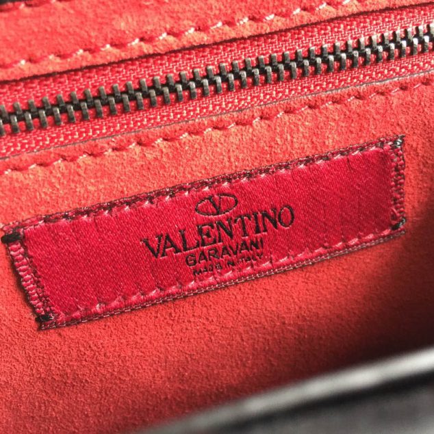  valentino model number:0137 size:23.5*14.5*4.5cm