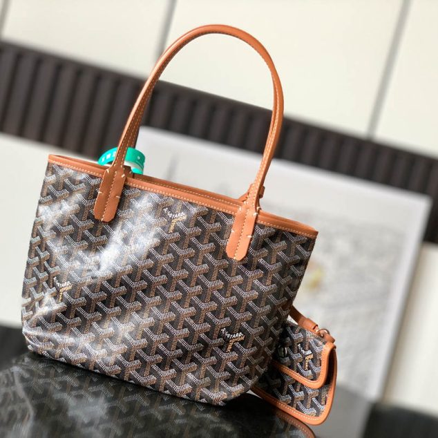  Men’s handbag size: 35x39x14cm