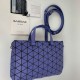  Issey Miyake Handbag Size: 23.5×15.2x8cm