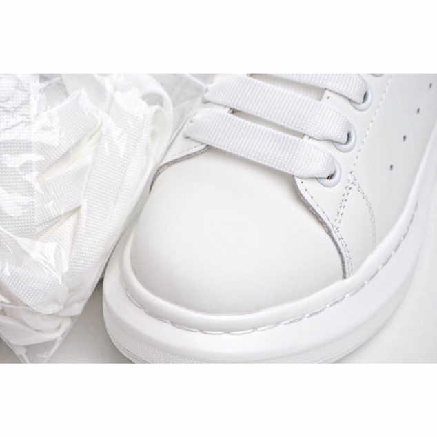  Alexander McQueen sole sneakers