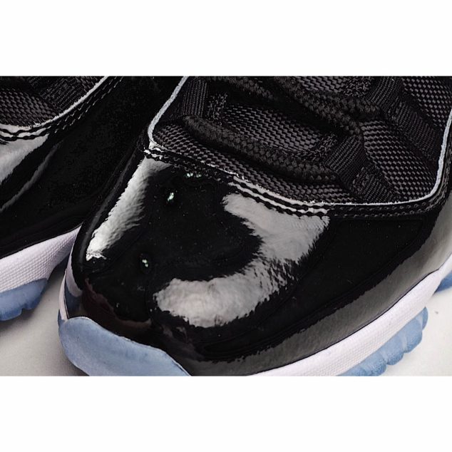  Air Jordan 11 Retro ‘Space Jam’ 2016