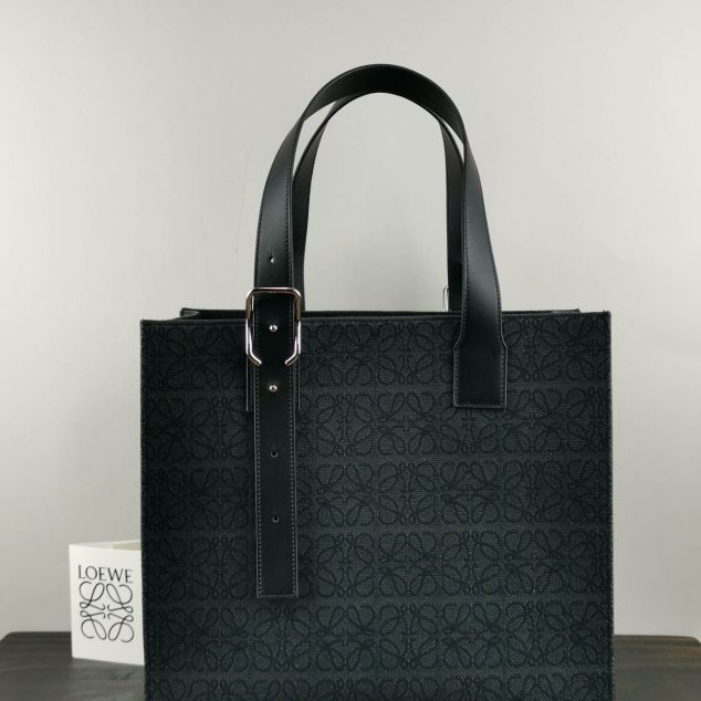  Loewe Buckle Tote Handbag Size: 36-33-17cm