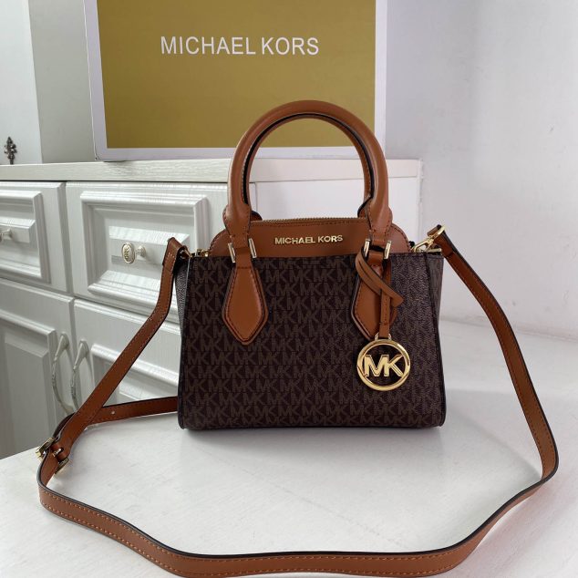  MK Handbag Crossbody Size:23*18*12