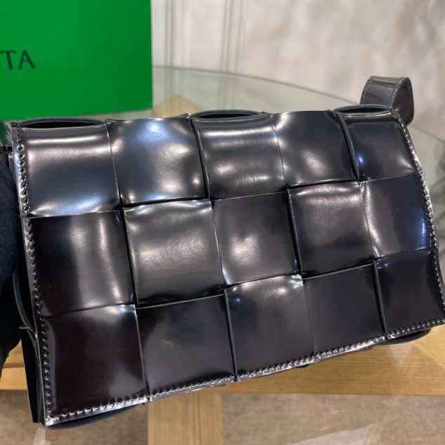  BV Bottega Veneta Cassette bag Size: 23x15cm Black