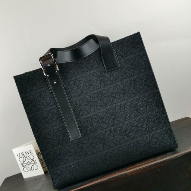  Loewe Buckle Tote Handbag Size: 36-33-17cm