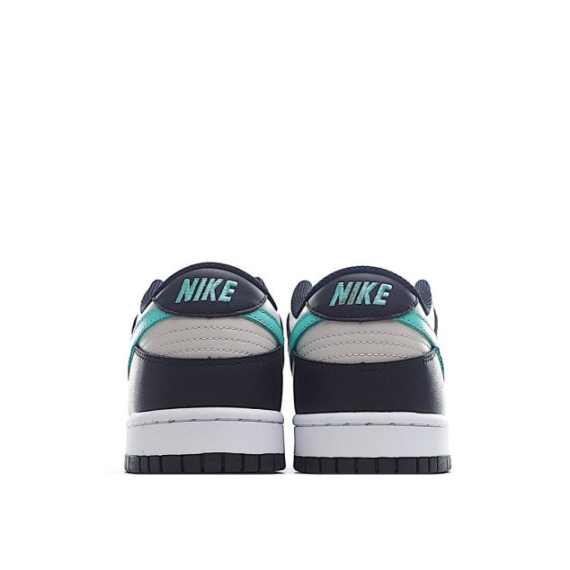  Nike DUNK LOW low-top sneakers