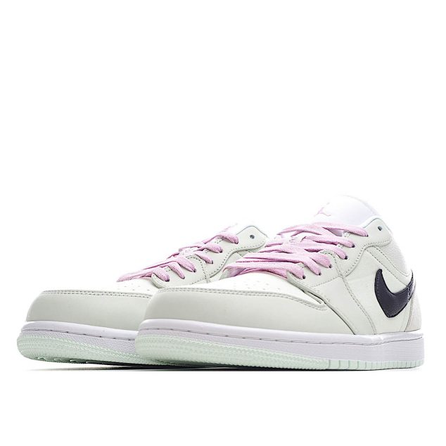  Wmns Air Jordan 1 Low SE ‘Barely Green’