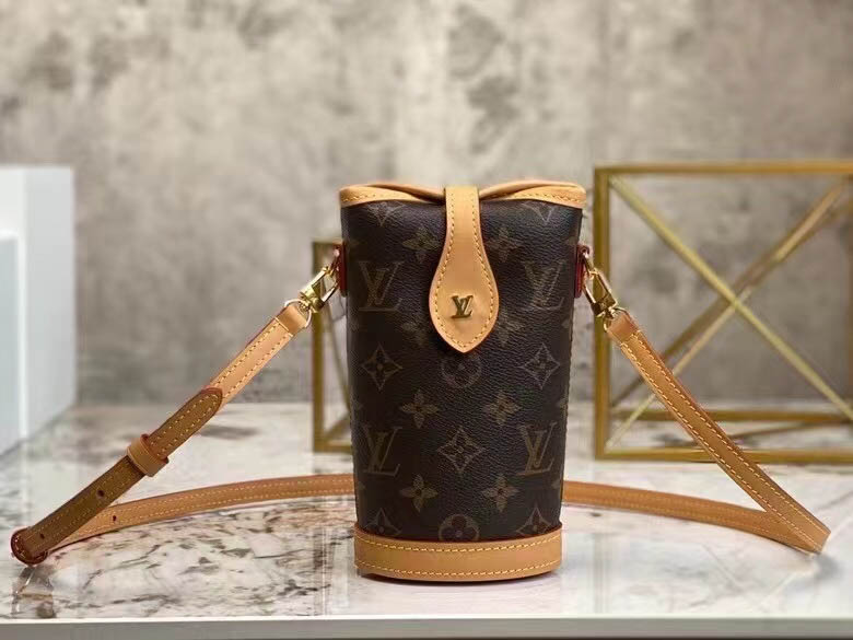  Louis Vuitton Medium Vintage Bag Series Size: 14.5*18*6.5cm