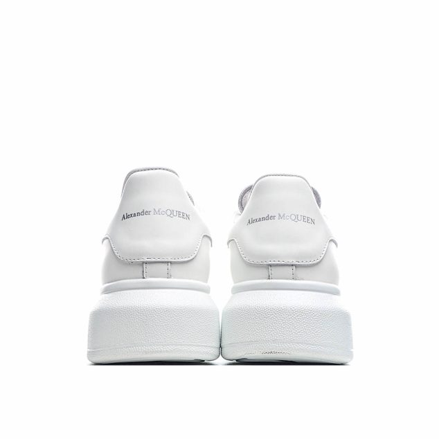  Alexander McQueen sole sneakers