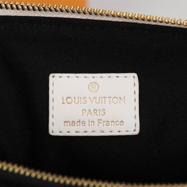  Louis Vuitton Model: 57790 Size: 26x20x12cm