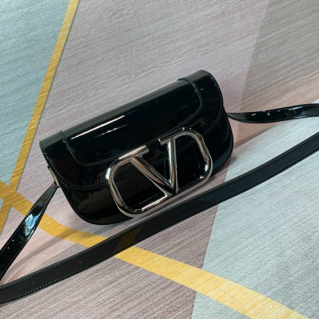  Valentino L shoulder bag