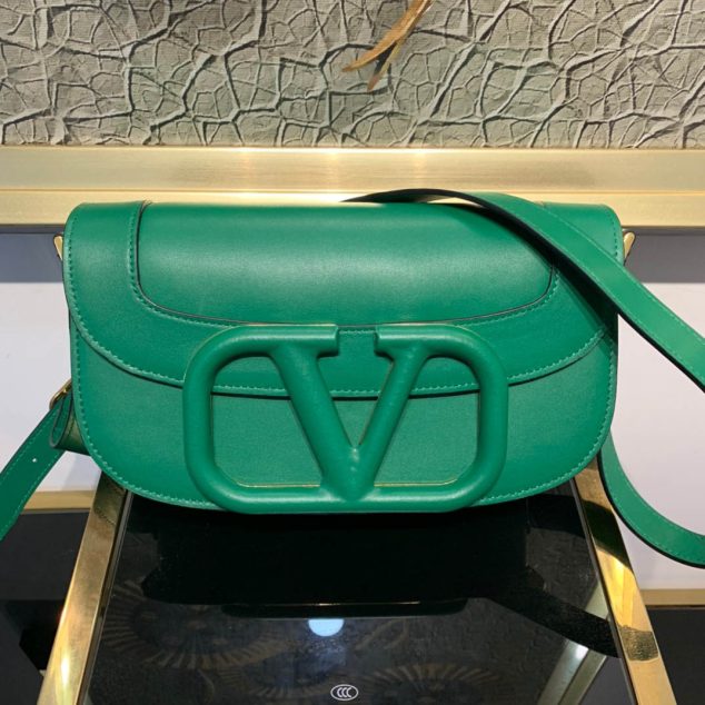  Valentino L shoulder bag