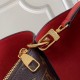  Louis Vuitton Size: 34.0 x 24.0 x 13.0 cm