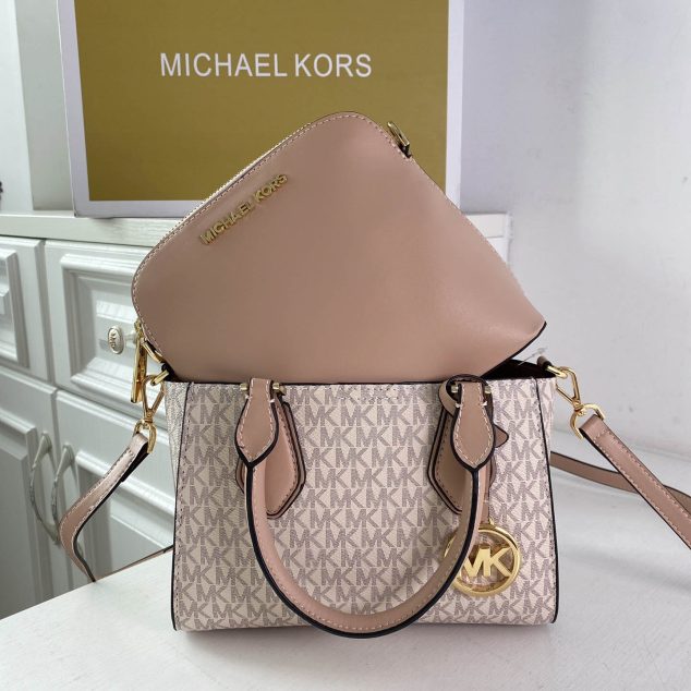  MK Handbag Crossbody Size:23*18*12