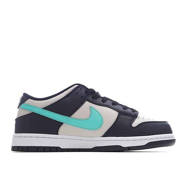  Nike DUNK LOW low-top sneakers