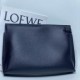  Loewe Size: 29.5x20cm Model: 3040