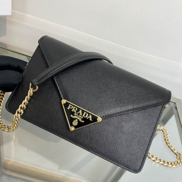  Prada Crossbody Bag Size: 21.5x14cm 1BD318