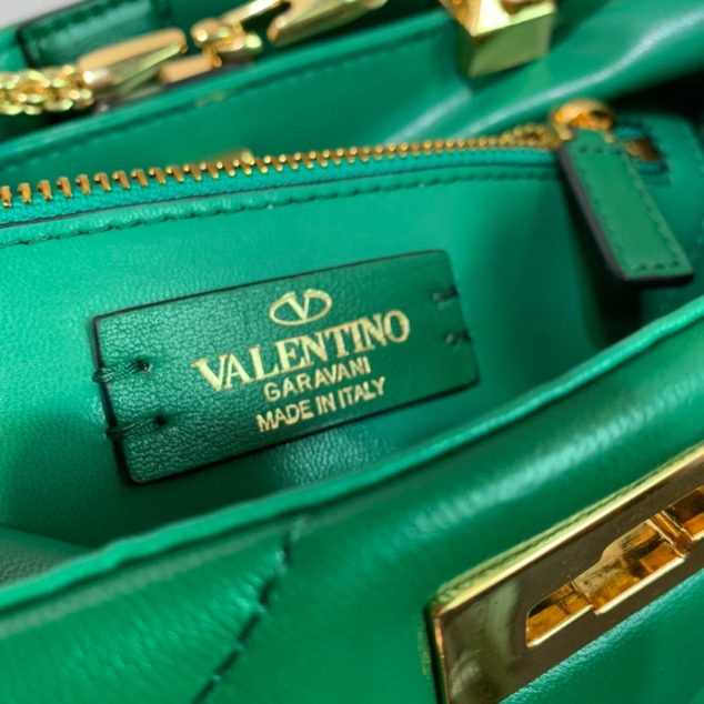  Valentino Model:0097L Size:25x 23x 16cm