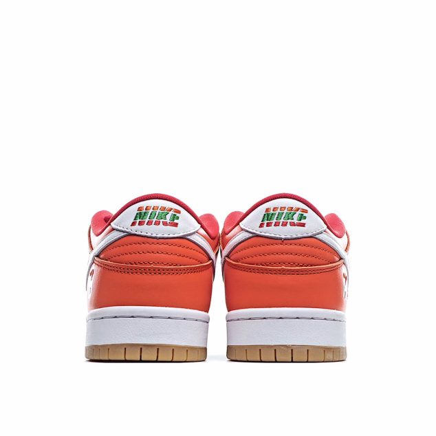  Nike SB Dunk Low Pro QS7-ELEVEn Low Top Sneakers