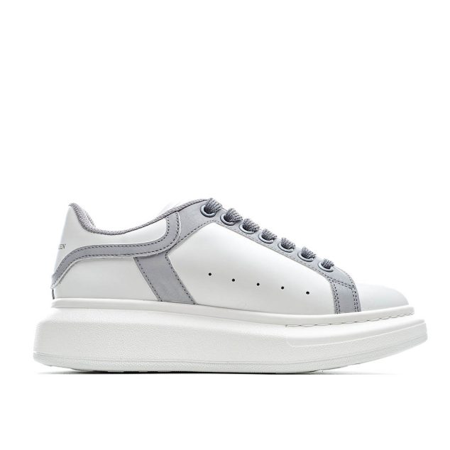  Alexander McQueen sole sneakers