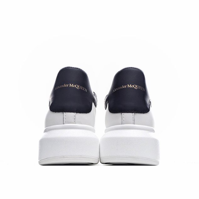  Alexander McQueen sole sneakers