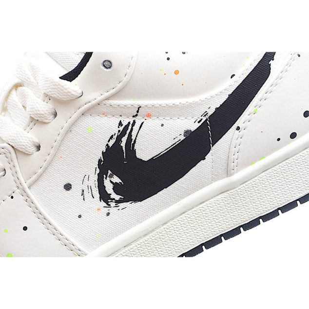  Air Jordan 1 Low SE GS ‘Paint Splatter’