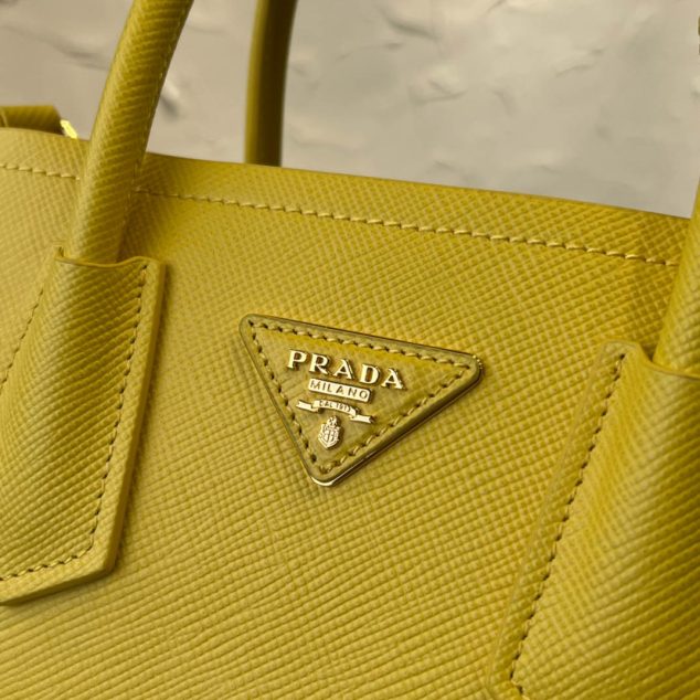  Prada Double series mini bag Size: 25×18.5cm 1BG443