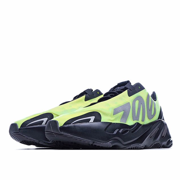  Adidas Yeezy Boost 700 MNVN