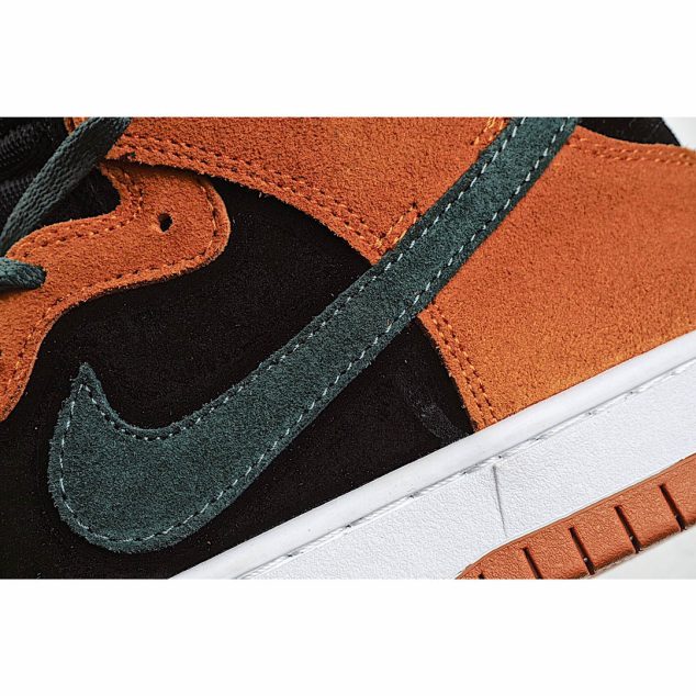  Nike SB Dunk High SPCeramic High-Top Sneakers