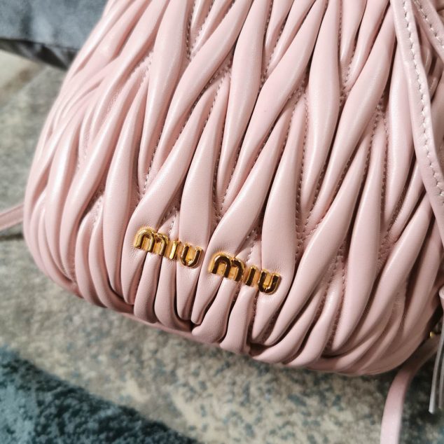  Miu Miu sheepskin size: 18, 20, 12 light pink Model: 5BE014