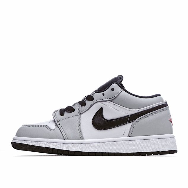  Air Jordan 1 Low GS ‘Light Smoke Grey’