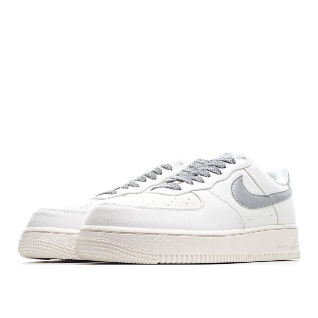  Nike Air Force 1 07 3M Reflective