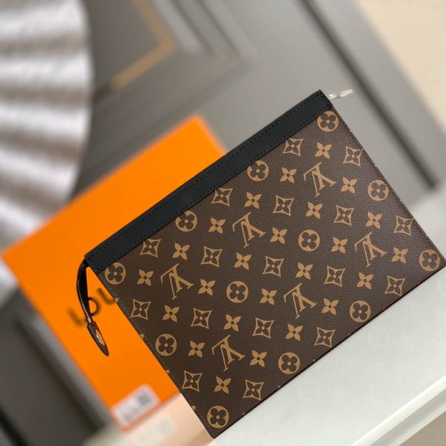  LV Size:27 x 21 x 6 cm