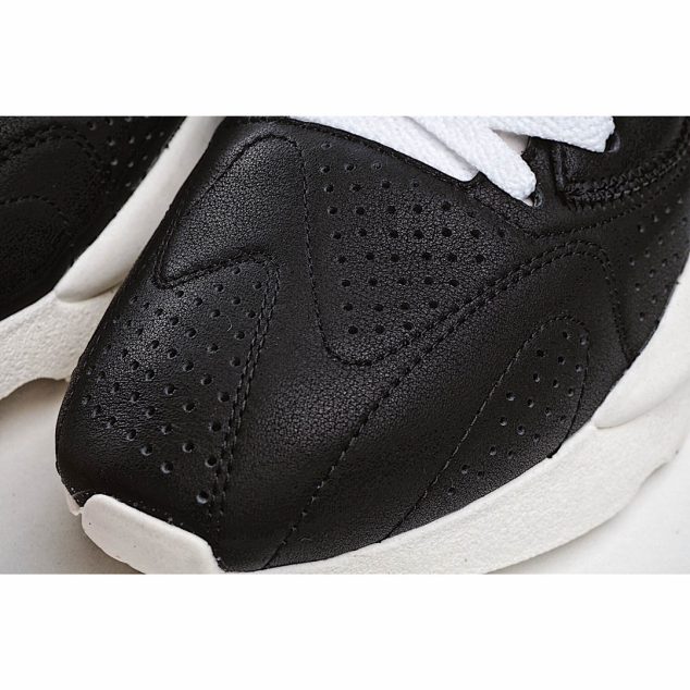  Adidas Y-3 Kaiwa Chunky Sneakers