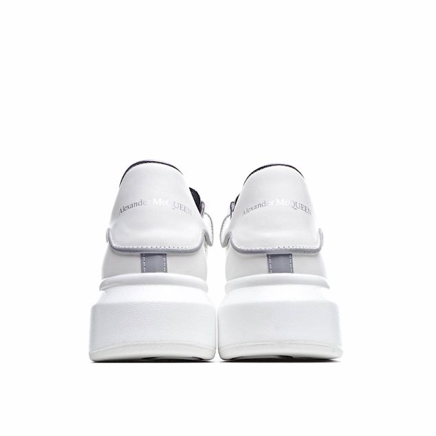  Alexander McQueen sole sneakers