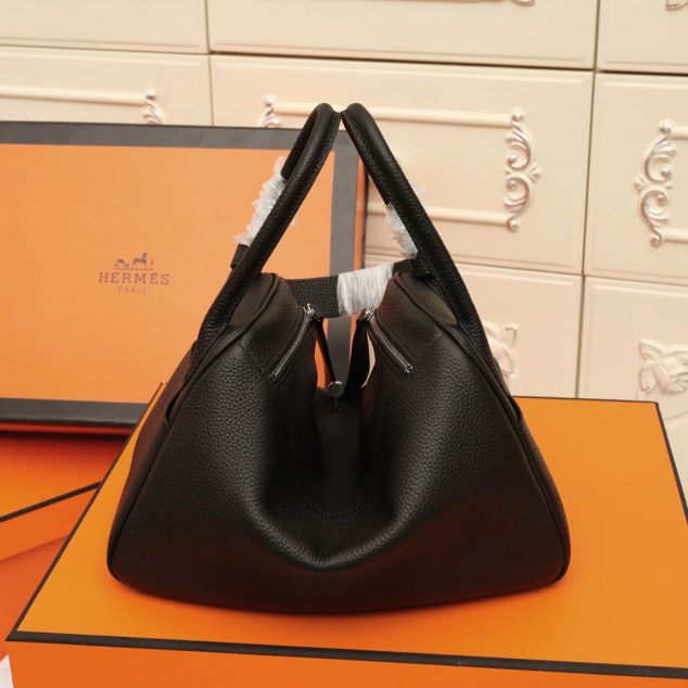  Hermes Lindy Bag