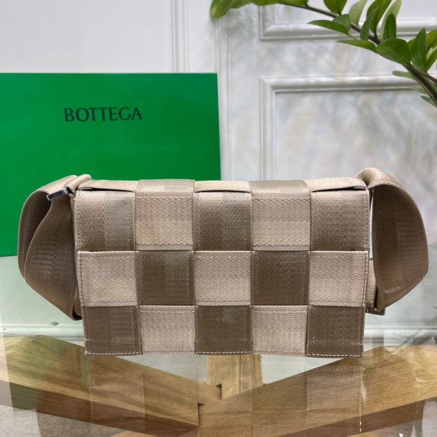  BV Bottega Veneta bag Size: 26x6cm Apricot