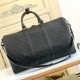  Louis Vuitton Travel bag Size: 50 x 29 x 23 cm